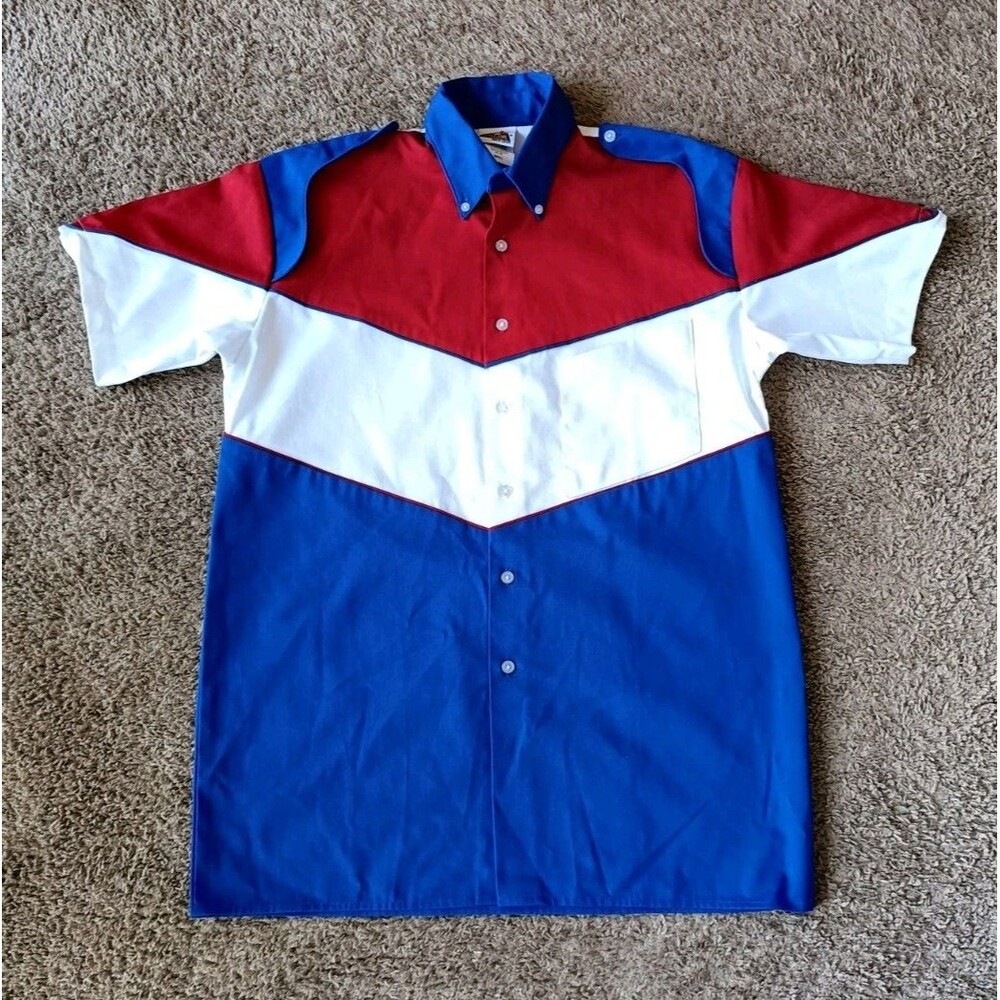 Hilton Apparel Pit Crew Button Up Shirt Men's Size Small Multicolor Shirt
